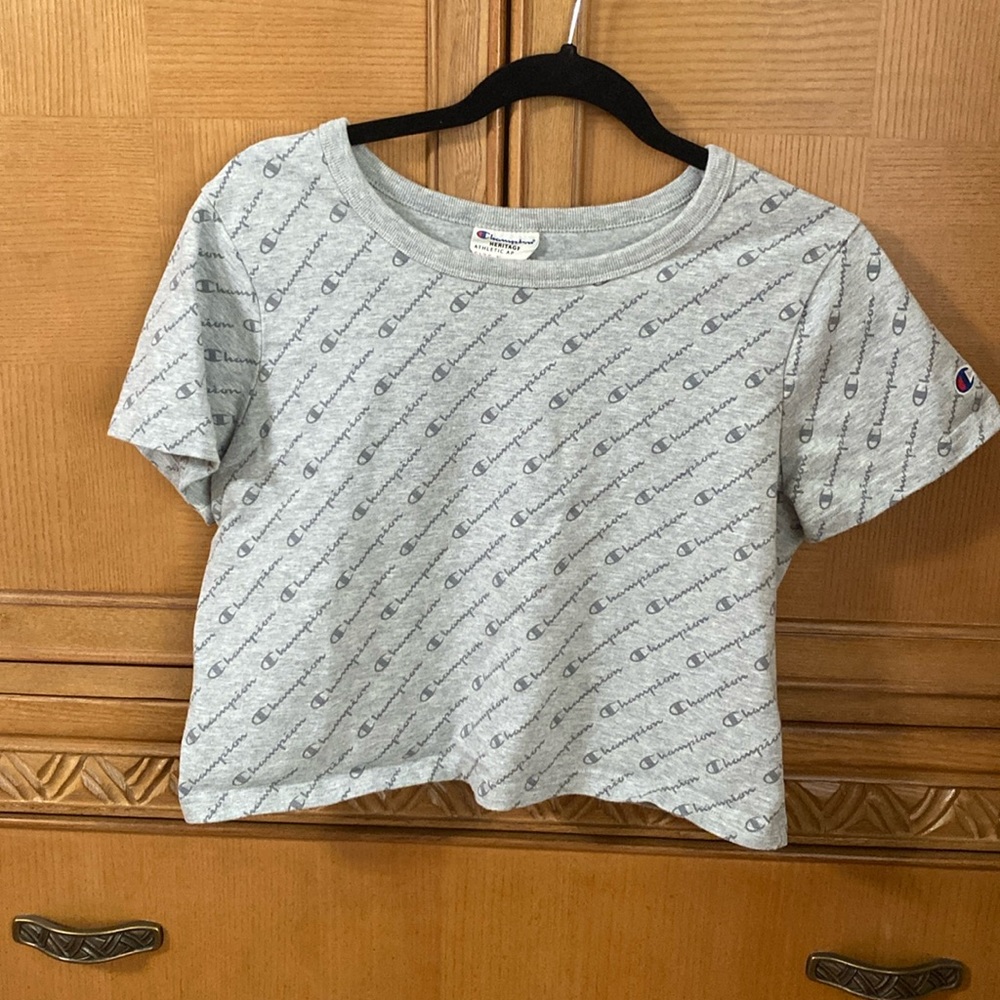 Champion T-shirt